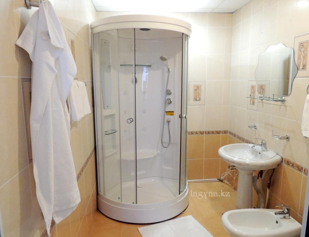 Laguna Hotel Kostanay Ngoại thất bức ảnh