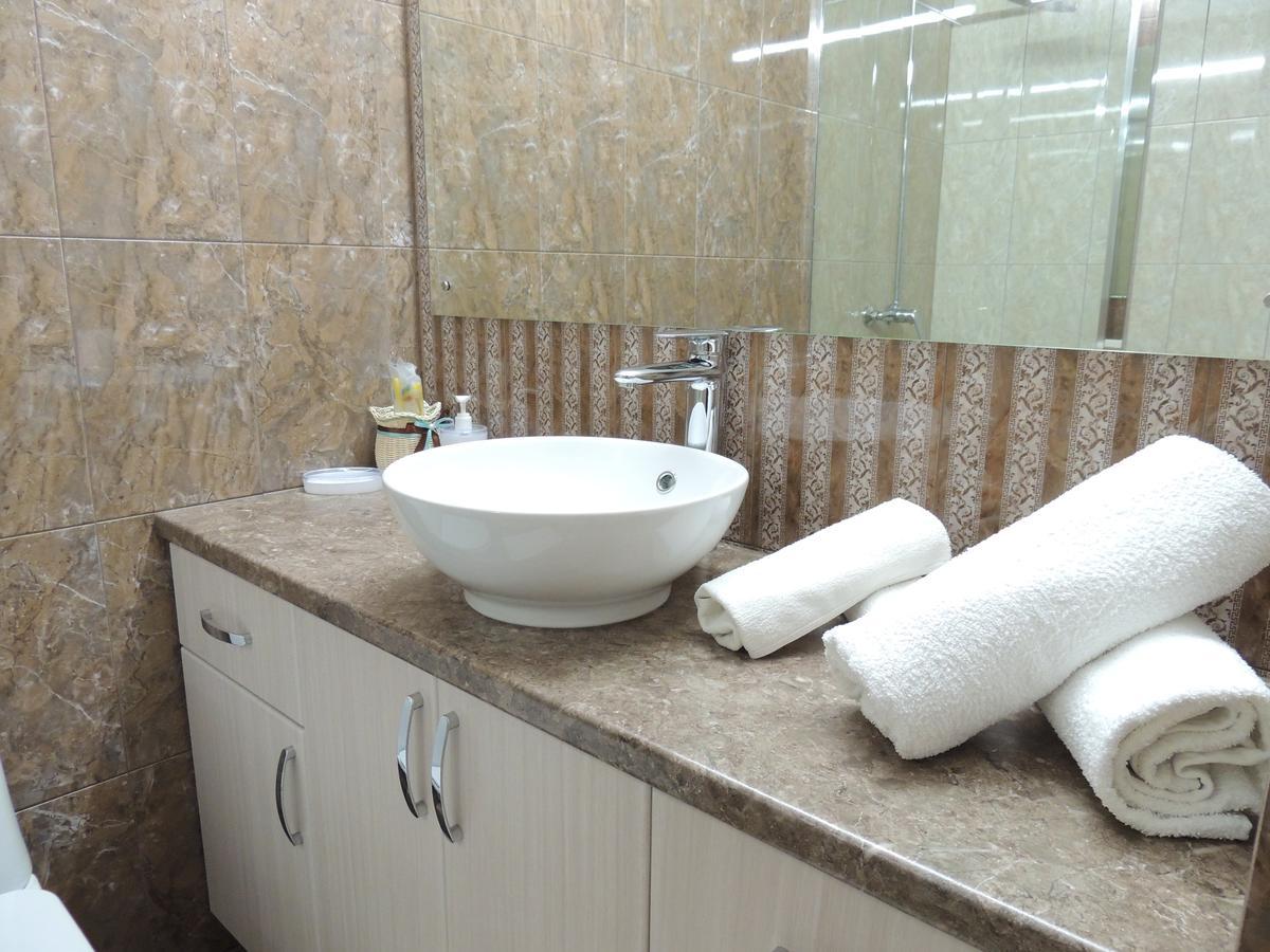 Laguna Hotel Kostanay Ngoại thất bức ảnh